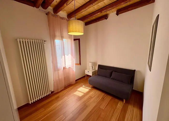 Ca' Cortese Apartman *