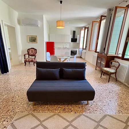 Ca' Cortese Apartment *