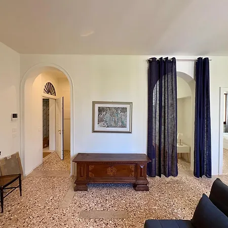 Ca' Cortese Apartment